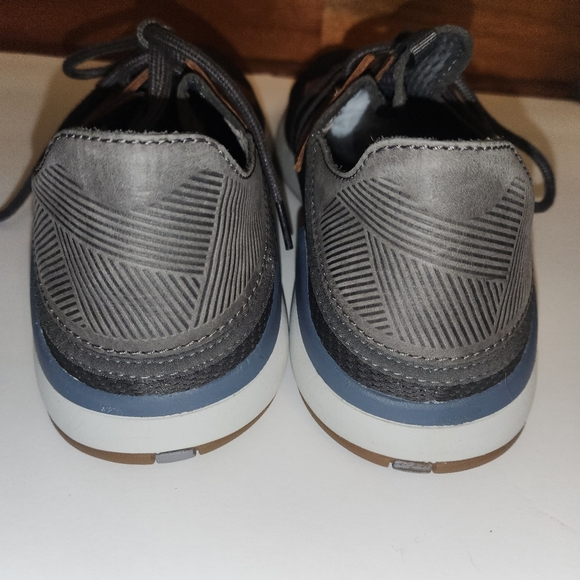 Olukai Mio Li Sneakers - Picture 8 of 10